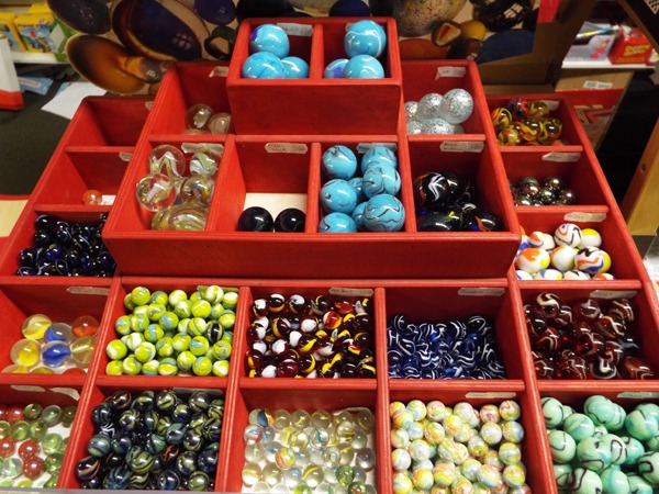 26 Loose Marbles
